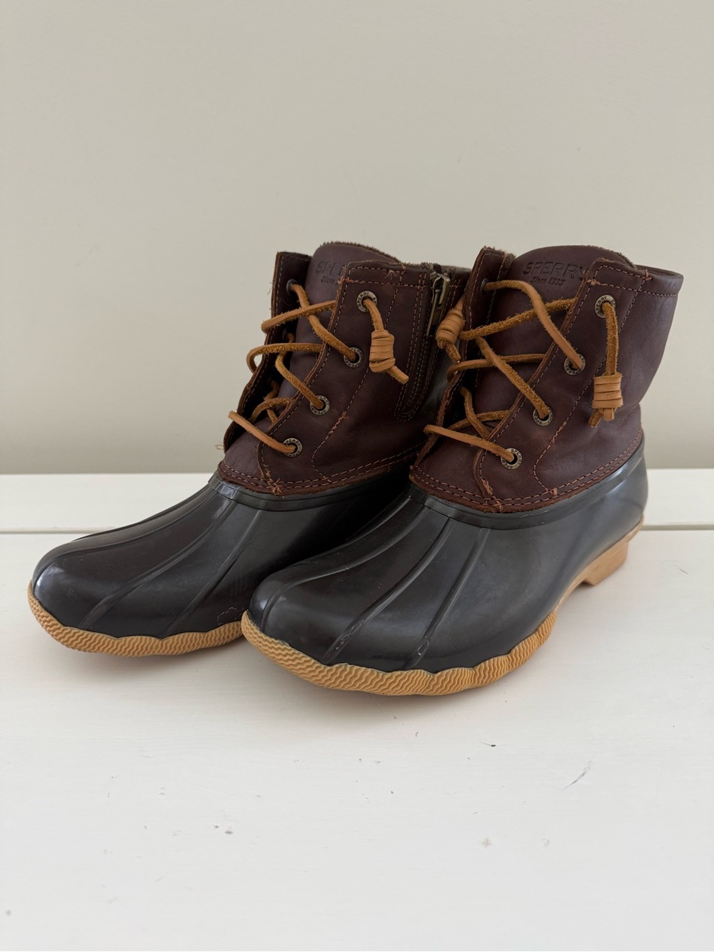 Sperry Saltwater Duck Boots Women’s 7.5 Brown Leather Black Rubber
